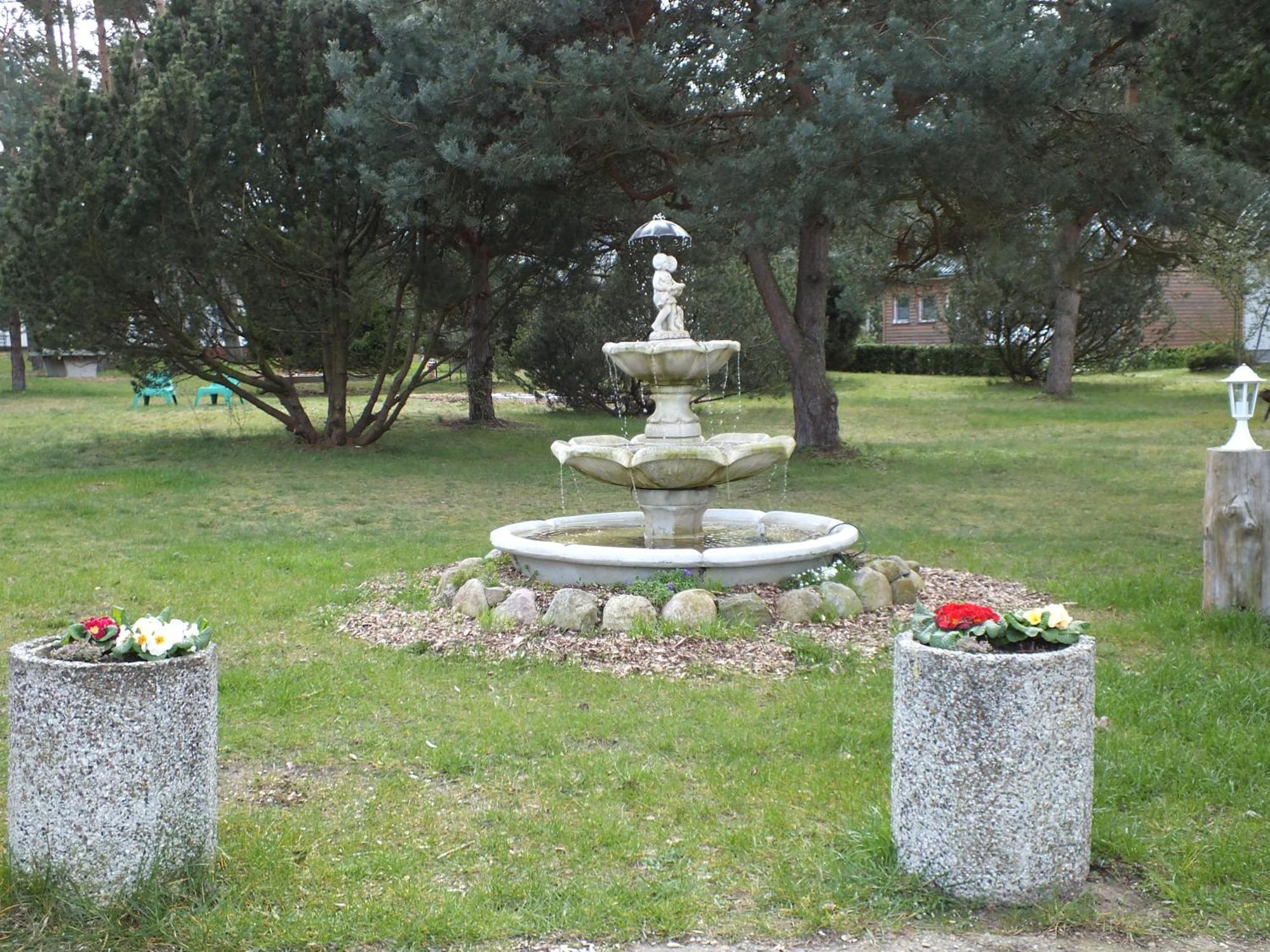 Zimmer Im Ferienpark Buntspecht Pruchten Exterior foto